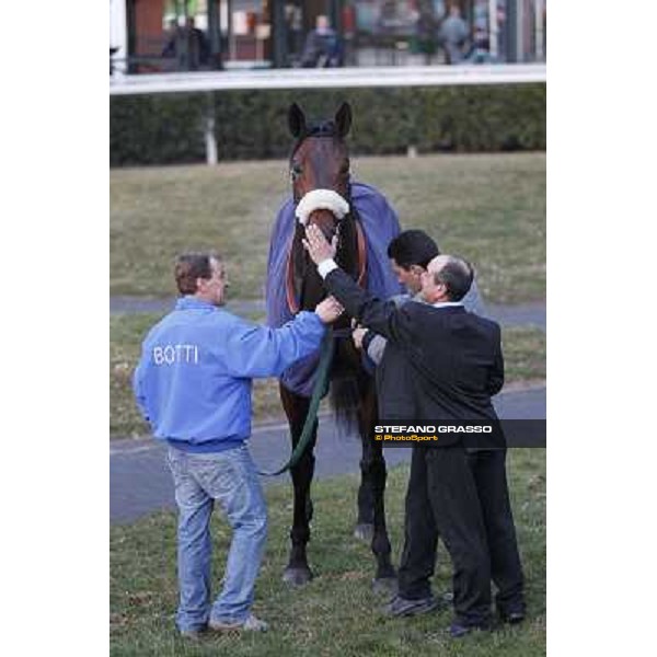 Marshade after winning the Premio Federico Regoli Pisa - San Rossore racecourse, 4th march 2012 ph.Stefano Grasso