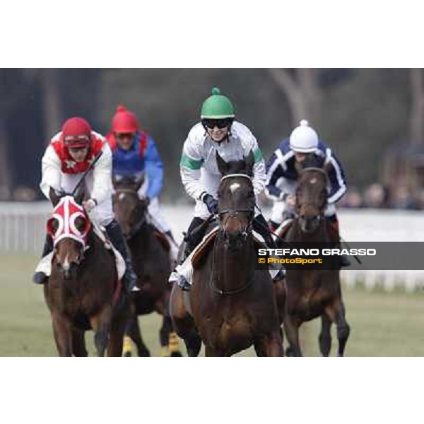 Maria Moneta on Prince Apollo wins the Premio S.I.R.E. Pisa - San Rossore racecourse, 4th march 2012 ph.Stefano Grasso