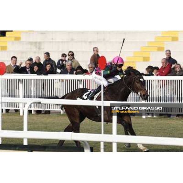 Cristiano di Stasio on Paso Lungo wins the Premio Thomas Rook Pisa - San Rossore racecourse, 4th march 2012 ph.Stefano Grasso