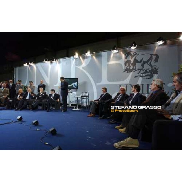 Fiera Cavalli 2004 talk show -\' l\'allevamento italiano di eccellenza. Il cavallo: fattore trainante di sviluppo economico\' Verona, 6 ottobre 2004 ph. Stefano Grasso