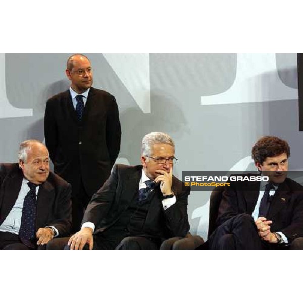 Fiera Cavalli 2004 - da dx. On Gianni Alemanno, dott. Antonio Matarrese e dott. Franco Panzironi talk show -\' l\'allevamento italiano di eccellenza. Il cavallo: fattore trainante di sviluppo economico\' Verona, 6 ottobre 2004 ph. Stefano Grasso