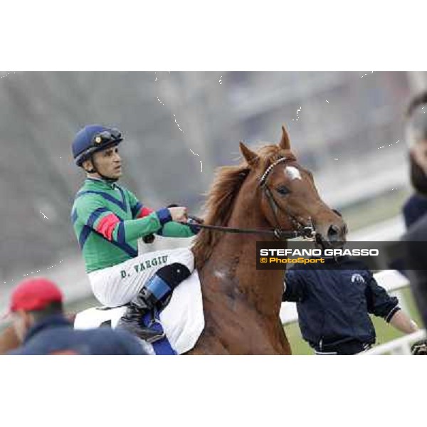 Dario Vargiu on Salure before the race Milano - San Siro racecourse,18th march 2012 ph.Stefano Grasso