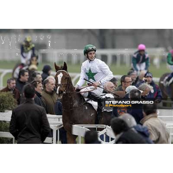 Federico Bossa returns home on Indian Drawn after winning the Premio Vignate Milano - San Siro racecourse,18th march 2012 ph.Stefano Grasso