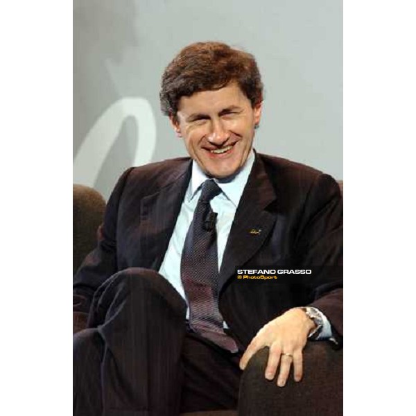 Fiera Cavalli 2004 -On Gianni Alemanno, Ministro delle Politiche Agricole talk show -\' l\'allevamento italiano di eccellenza. Il cavallo: fattore trainante di sviluppo economico\' Verona, 6 ottobre 2004 ph. Stefano Grasso