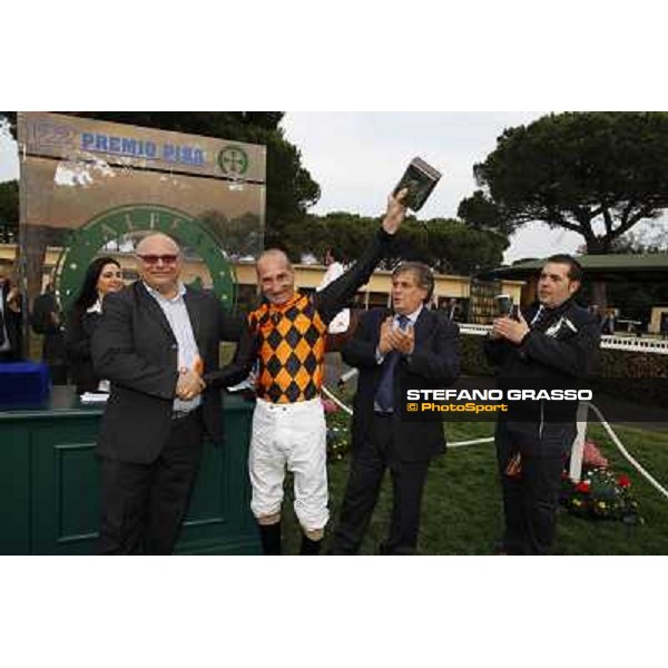 Stefano Landi on Facoltoso wins the 122° Premio Pisa Pisa - San Rossore racecourse, 25th march 2012 ph.Stefano Grasso