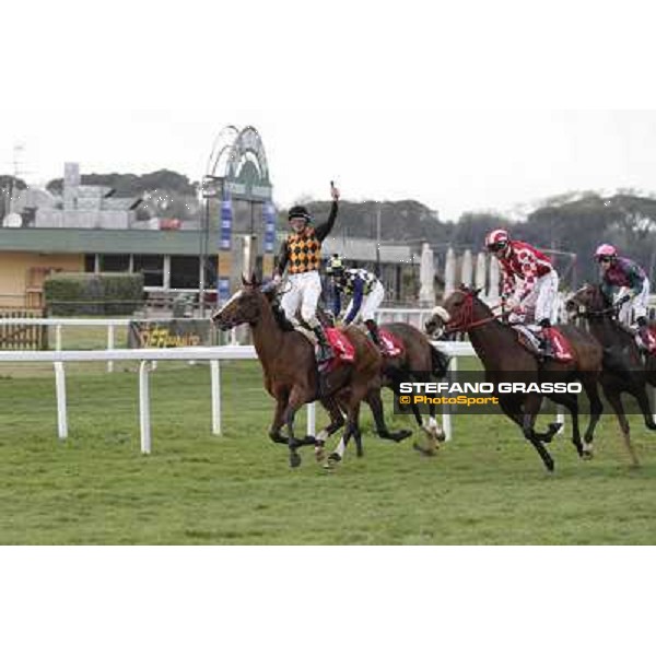 Stefano Landi on Facoltoso wins the 122° Premio Pisa Pisa - San Rossore racecourse, 25th march 2012 ph.Stefano Grasso