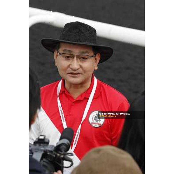 Yoshito Yahagi Yoshito trainer of Genten morning track works at Meydan Dubai, 28th march 2012 ph.Stefano Grasso