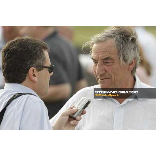 Luca Cumani during morning track works at Meydan Dubai, 28th march 2012 ph.Stefano Grasso