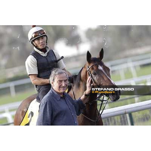 Morning track works - Luca Cumani and Presvis Dubai, Meydan racecourse - 30th march 2012 ph.Stefano Grasso