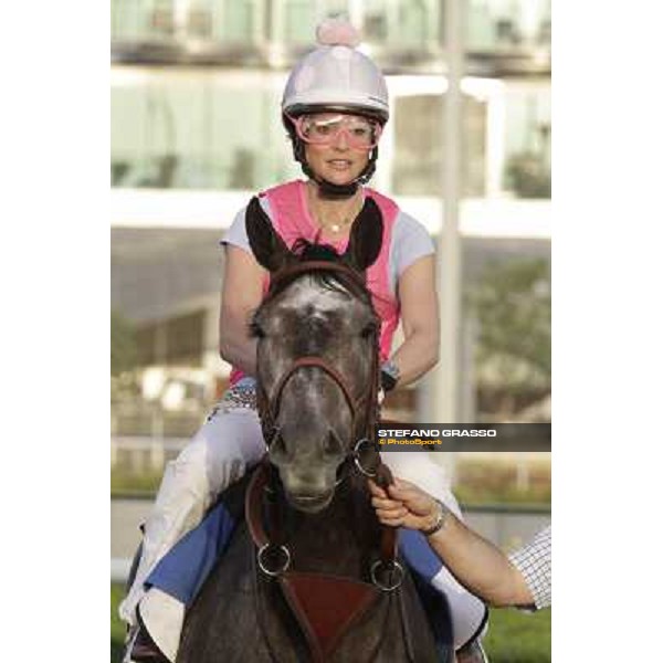 Morning track works - Chantal Sutherland on The Factor Dubai, Meydan racecourse - 30th march 2012 ph.Stefano Grasso