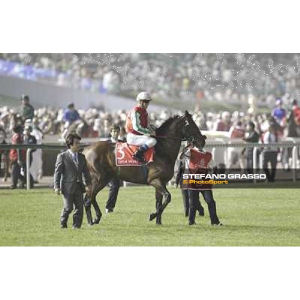 Olivier Peslier on Zazou before the start of the Dubai World Cup Dubai - Meydan racecourse 31st march 2012 ph.Stefano Grasso