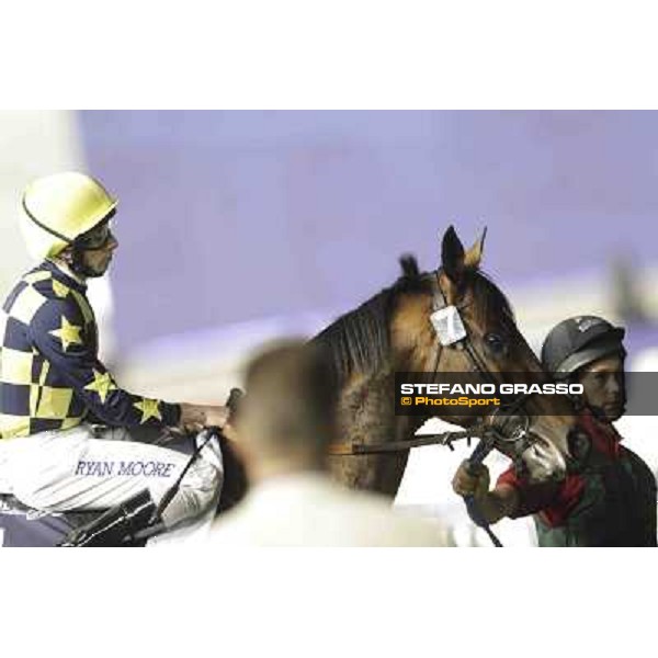 Dubai World Cup - Ryan Moore on Jakkalberry before the start of the Dubai Sheem Classic Dubai - Meydan racecourse 31st march 2012 ph.Stefano Grasso