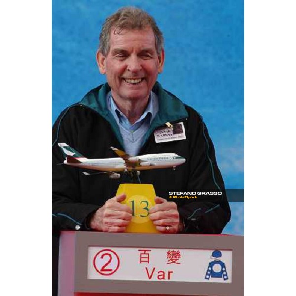Clive Brittain - Var Barrier Draw at New Parade ring of Sha Tin racecourse Hong Kong 9th dec. 2004 ph. Stefano Grasso