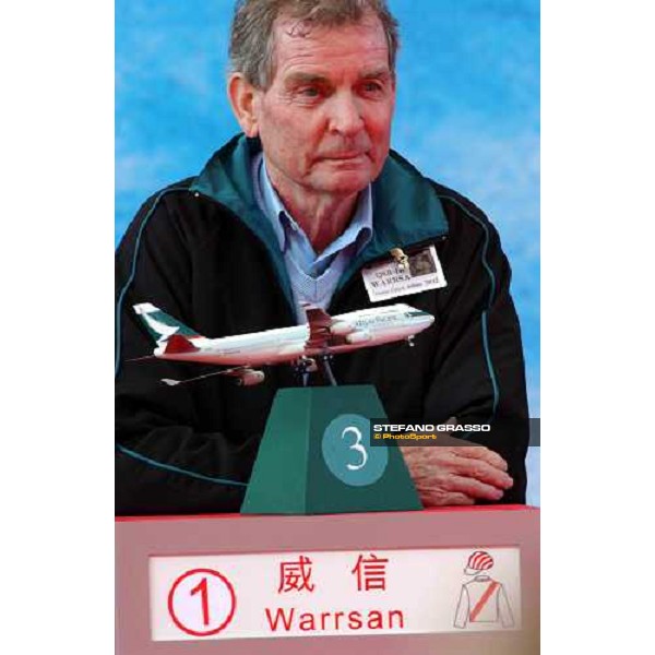 Clive Brittain - Warrsan Barrier Draw at New Parade ring of Sha Tin racecourse Hong Kong 9th dec. 2004 ph. Stefano Grasso