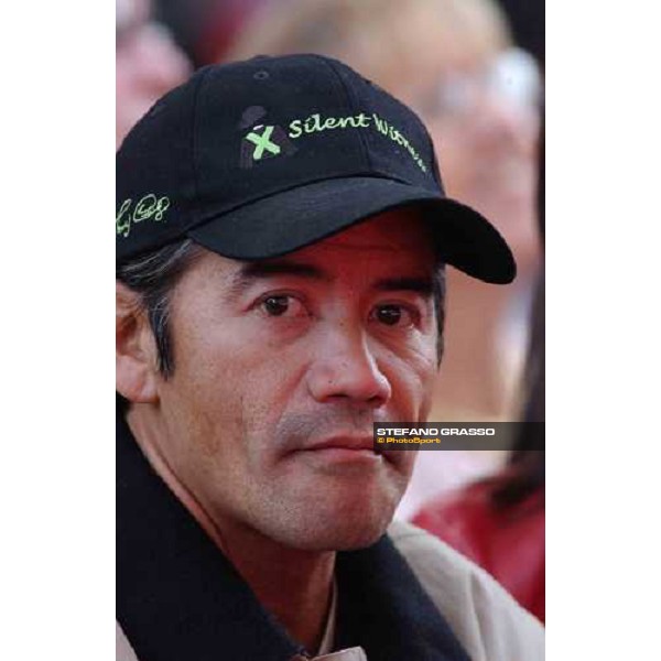 trainer Antony Cruz- Silent Witness Barrier Draw at New Parade ring of Sha Tin racecourse Hong Kong 9th dec. 2004 ph. Stefano Grasso