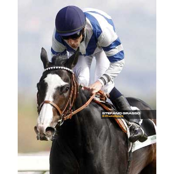 Mario Esposito and Vedelago Rome - Capannelle racecourse, 9th april 2012 photo Stefano Grasso