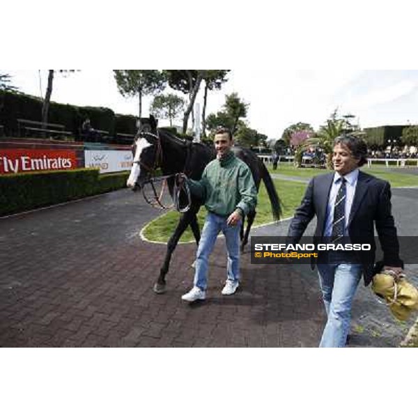 Vedelago returns home after winning the Premio Daumier Rome - Capannelle racecourse, 9th april 2012 photo Stefano Grasso