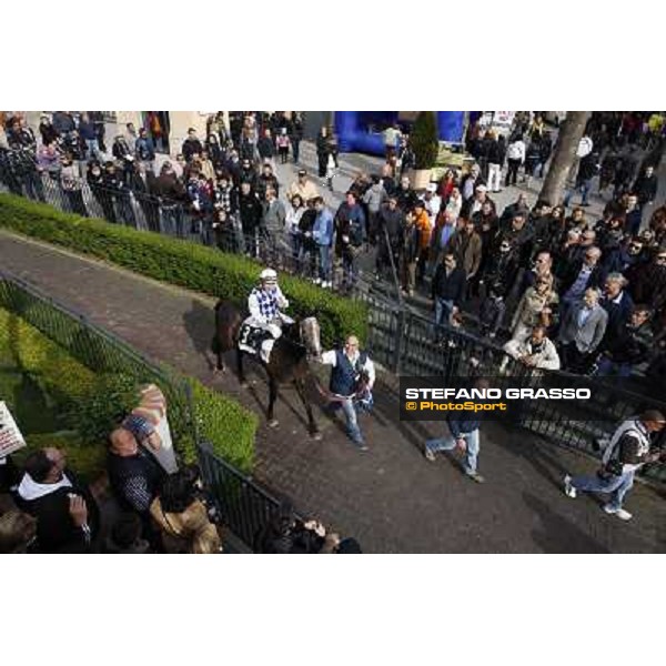 Dario Vargiu on Dark Ray celebrates with his connection after winning the Premio Torricola Rome - Capannelle racecourse, 9th april 2012 photo Stefano Grasso