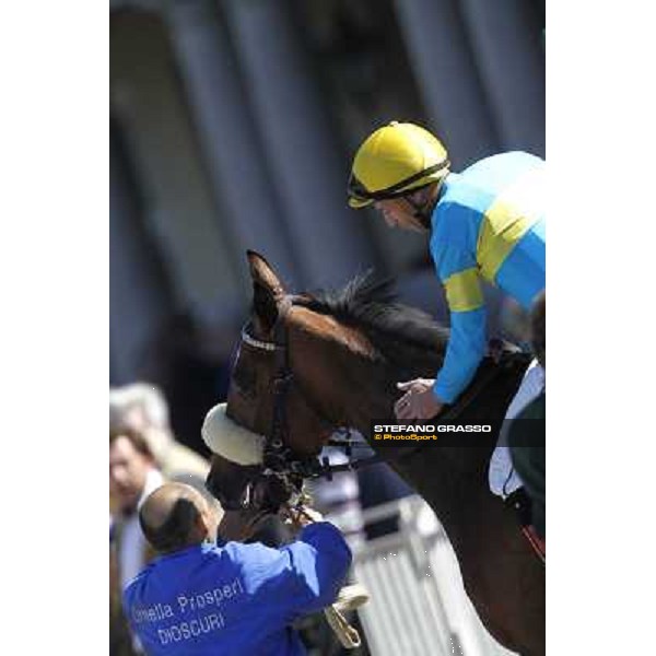 Mario Esposito on Faciascura Milano - San Siro galopp racecourse, 8th april 2012 photo Stefano Grasso