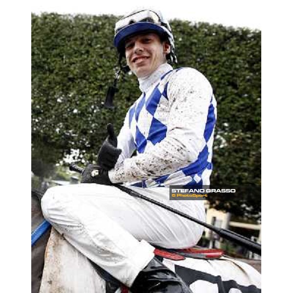 Cristian Demuro on Noble Hachy celebrates after winning the Premio Carlo Chiesa Rome - Capannelle racecourse, 15th april 2012 photo Stefano Grasso