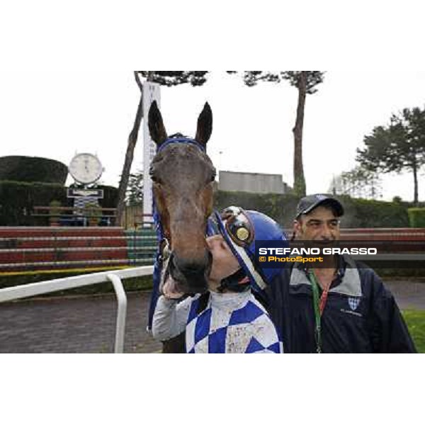 Cristian Demuro and Noble Hachy after winning the Premio Carlo Chiesa Rome - Capannelle racecourse, 15th april 2012 photo Stefano Grasso