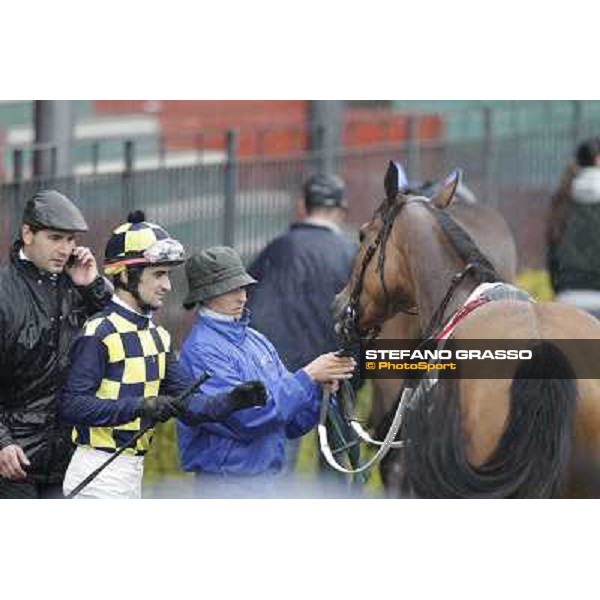 Stefano Botti, Fabio Branca and Belly to Belly in the paddock before the Premio Carlo Chiesa Rome - Capannelle racecourse, 15th april 2012 photo Stefano Grasso