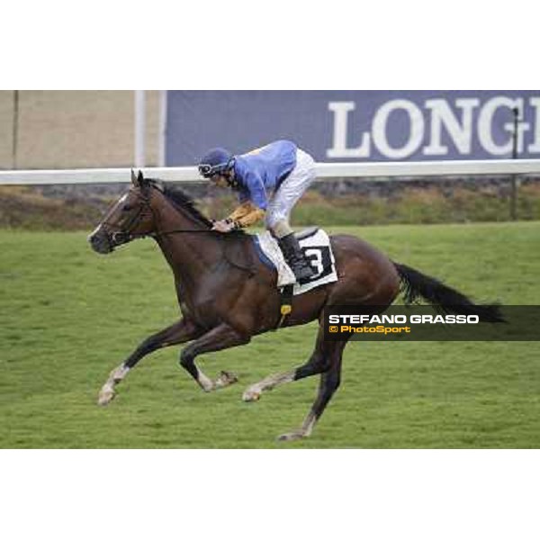 Perovic on Il Romito wins the Premio Godetia Rome - Capannelle racecourse, 15th april 2012 photo Stefano Grasso