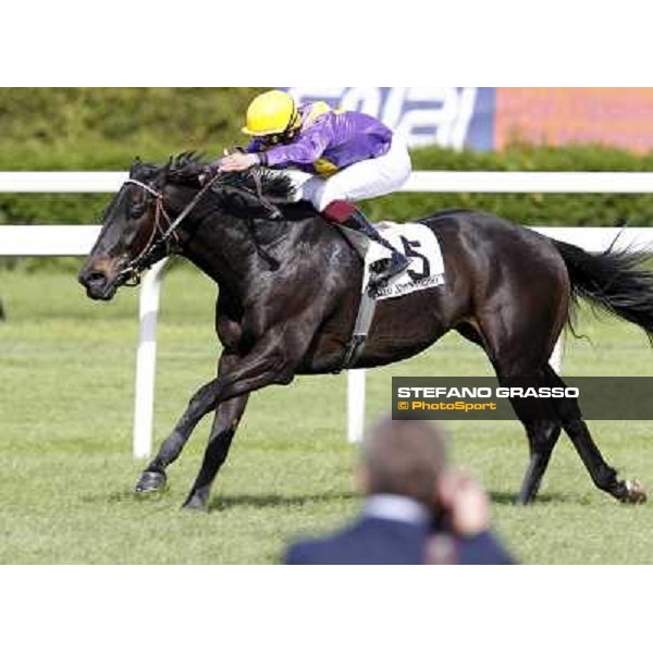 Fabio Branca on Saratoga Black wins the Premio Ambrosiano Milano - San Siro galopp racecourse, 22nd april 2012 ph.Stefano Grasso