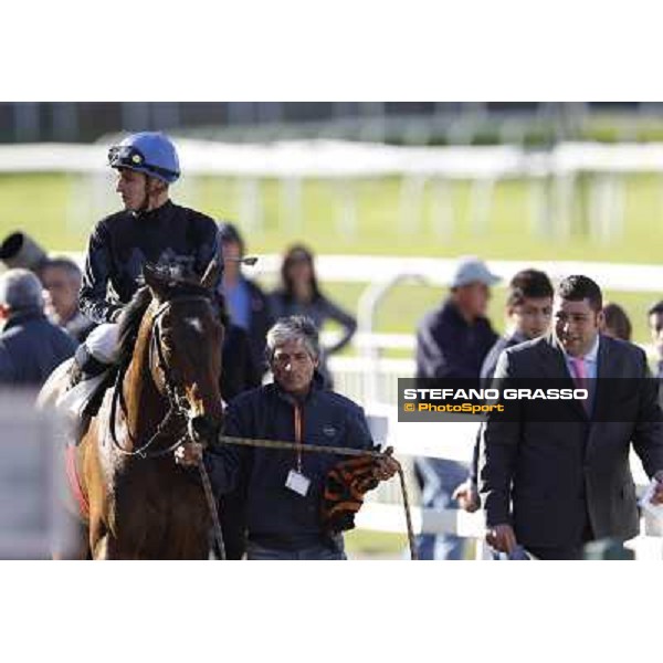 Gregorio Arena on Warder returns home after winning the Premio Emanuele Filiberto. Milano - San Siro galopp racecourse, 22nd april 2012 photo Stefano Grasso