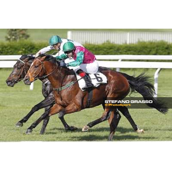 Bibock winner of Premio Torreggio Milano - San Siro galopp racecourse, 22nd april 2012 photo Stefano Grasso