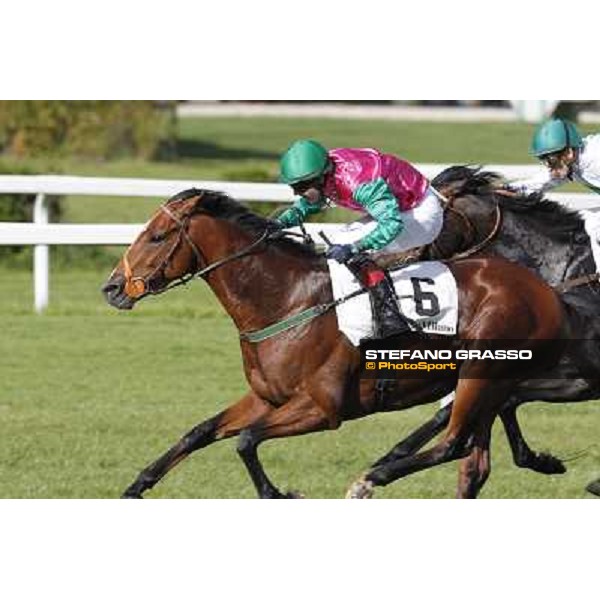 Bibock winner of Premio Torreggio Milano - San Siro galopp racecourse, 22nd april 2012 photo Stefano Grasso