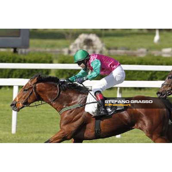 Bibock winner of Premio Torreggio Milano - San Siro galopp racecourse, 22nd april 2012 photo Stefano Grasso