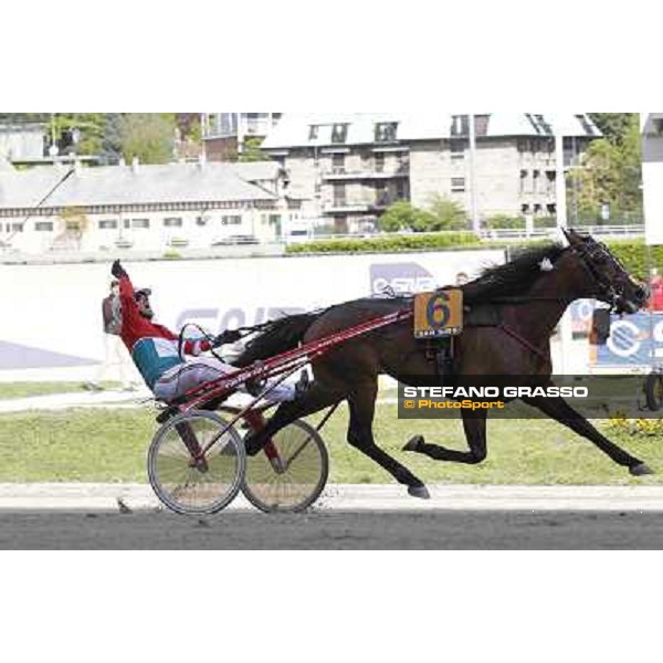 Pietro Gubellini wins the Gran Premio d\'Europa with Owen Cr. Milan - San Siro trot racecourse, 25th april 2012 ph..Stefano Grasso