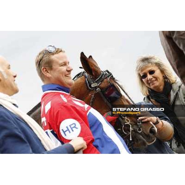 Harry Rantanen and Oklahoma Ans after winning the Gran Premio d\'Europa filly Milano - San Siro trot racecourse, 25th april 2012 ph.Stefano Grasso