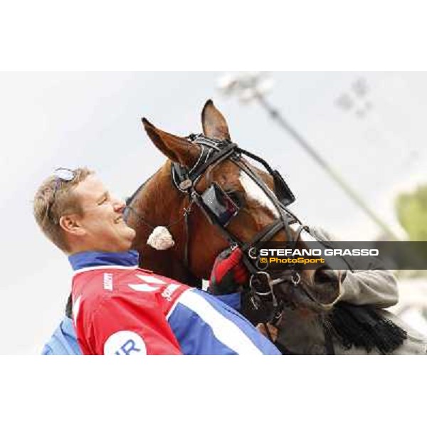 Harry Rantanen and Oklahoma Ans after winning the Gran Premio d\'Europa filly Milano - San Siro trot racecourse, 25th april 2012 ph.Stefano Grasso