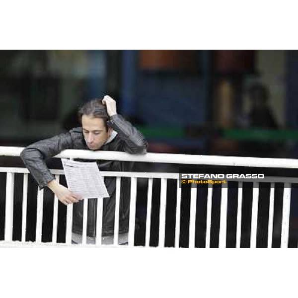 A racegoer at San Siro Milano - San Siro trot racecourse, 25th april 2012 ph.Stefano Grasso