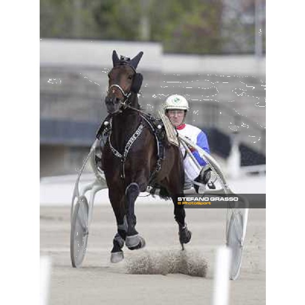 Mauro Baroncini and Orione degli Dei Milano - San Siro trot racecourse, 25th april 2012 ph.Stefano Grasso