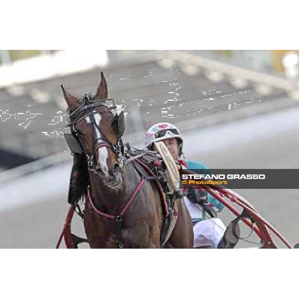 Pietro Gubellini and Owen Cr parade after winning the Gran Premio d\'Europa Milano - San Siro trot racecourse, 25th april 2012 ph.Stefano Grasso