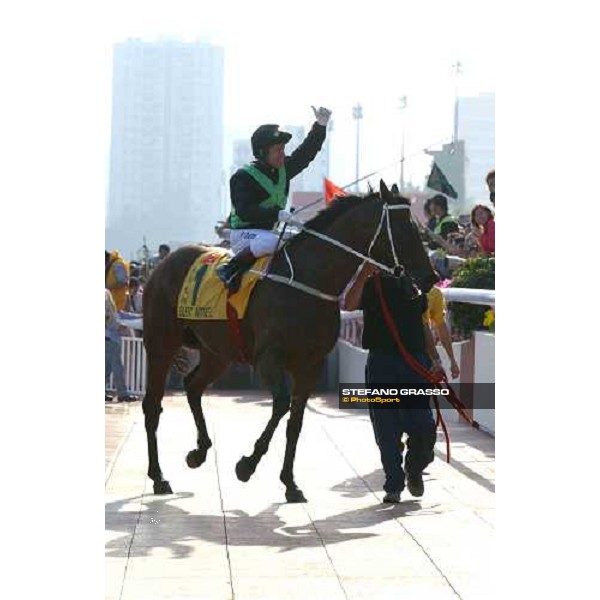 The Cathay Pacific Hong Kong Sprint Felix Coetzee on Silent Witness winners of Sprint Sha Tin - Hong Kong 12th dec. 2004 ph. Stefano Grasso