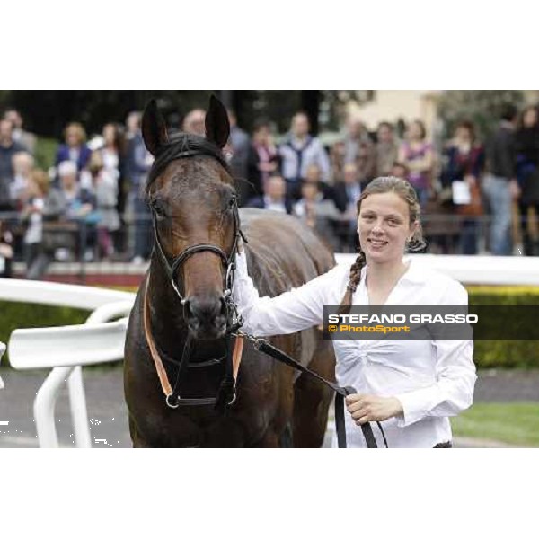 Caresses to Malossol from his groom Eva Gioli after winning the Premio Parioli Rome Capannelle racecourse, 29th april 2012 ph.Stefano Grasso