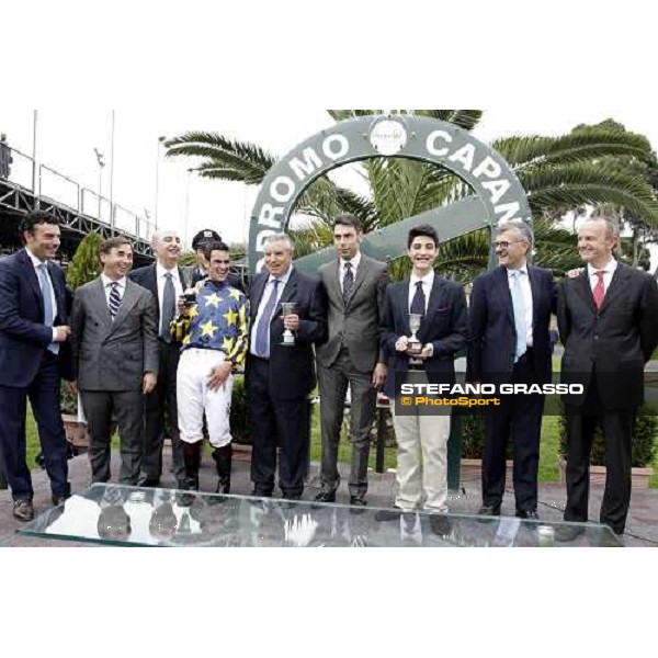 Malossol\'s winning connection during the prize giving ceremony of the Premio Parioli. Rome Capannelle racecourse, 29th april 2012 ph.Stefano Grasso