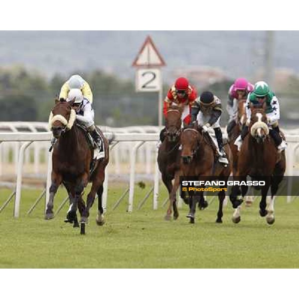 Mirco Demuro on Principe Adepto goes to win the Premio Signorino-Mem.Alessandro Lancellotti. Fabio Branca on Billy Budd is second Rome - Capannelle racecourse, 29th apri l2012 ph.Stefano Grasso