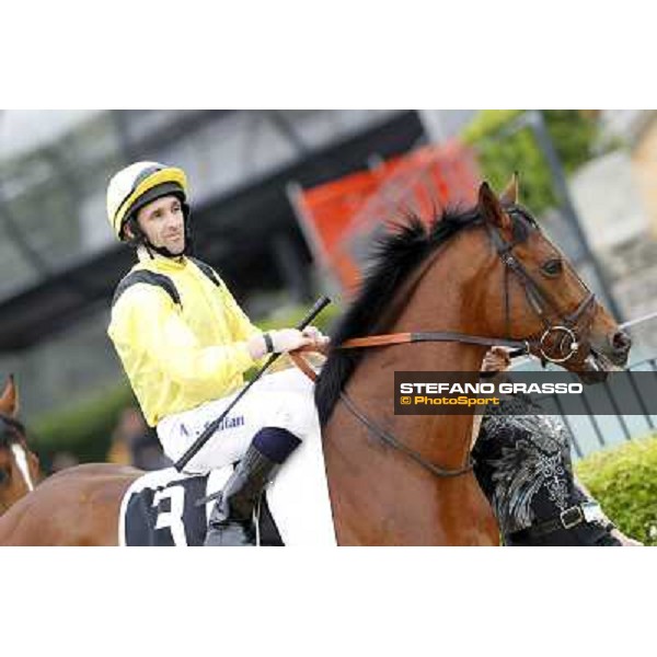 Neil Callan on Farraaj enters the track before the start of the Premio Parioli Rome - Capannelle racecourse, 29th april 2012 ph.Stefano Grasso