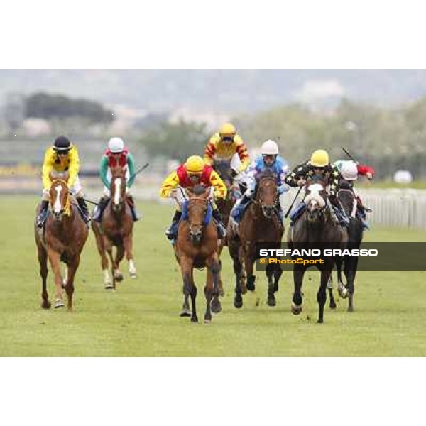 Maurizio Pasquale on Ragtimeband goes to win the Premio ITS Selected Yearling Sale Rome - Capannelle racecourse, 29th april 2012 ph.Stefano Grasso