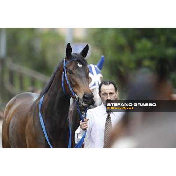 Icebreaking parades before the start of the Premio Regina Elena Rome - Capannelle racecourse, 29th april 2012 ph.Stefano Grasso