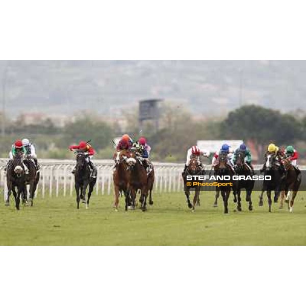 The final straight of the Premio Regina Elena won by Fabio Branca on Cherry Collect Rome - Capannelle racecourse, 29th april 2012 ph.Stefano Grasso