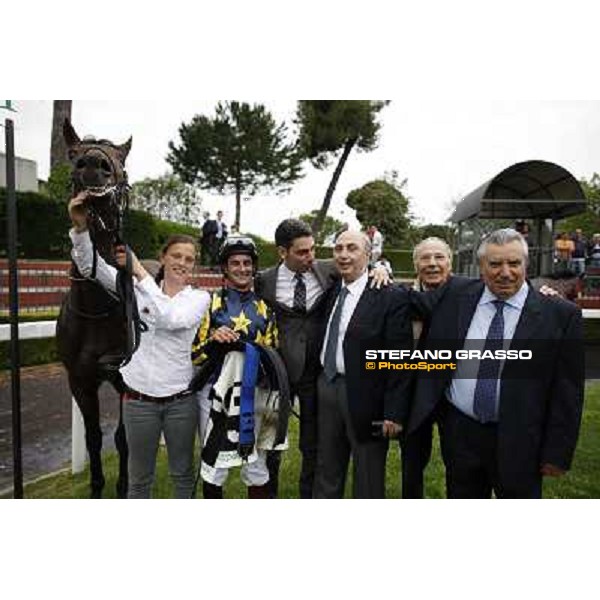 Malossol\'s winning connection pose in the winner circle after winning the Premio Parioli Rome - Capannelle racecourse, 29th april 2012 ph.Stefano Grasso