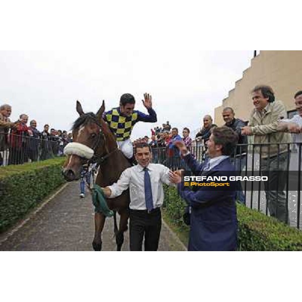 Stefano Botti congratulates with Fabio Branca on Cherry Collect after winning the Premio Regina Elena Rome - Capannelle racecourse, 29th april 2012 ph.Stefano Grasso