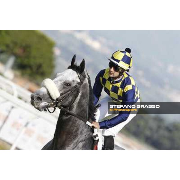 Fabio Branca and Crakerjack King wins the Premio Presidente della Repubblica GBI Racing Rome - Capannelle racecourse, 13th may 2012 ph.Stefano Grasso