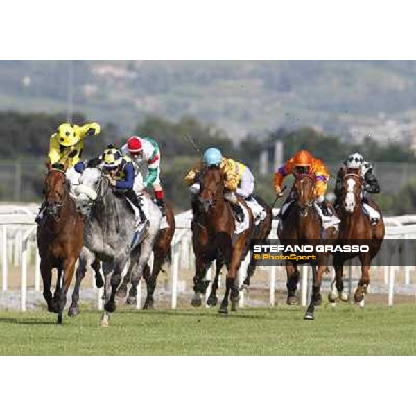 Fabio Branca and Crakerjack King wins the Premio Presidente della Repubblica GBI Racing Rome - Capannelle racecourse, 13th may 2012 ph.Stefano Grasso